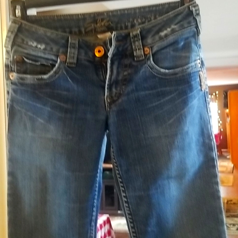 Silver Jean's pioneer 27x33